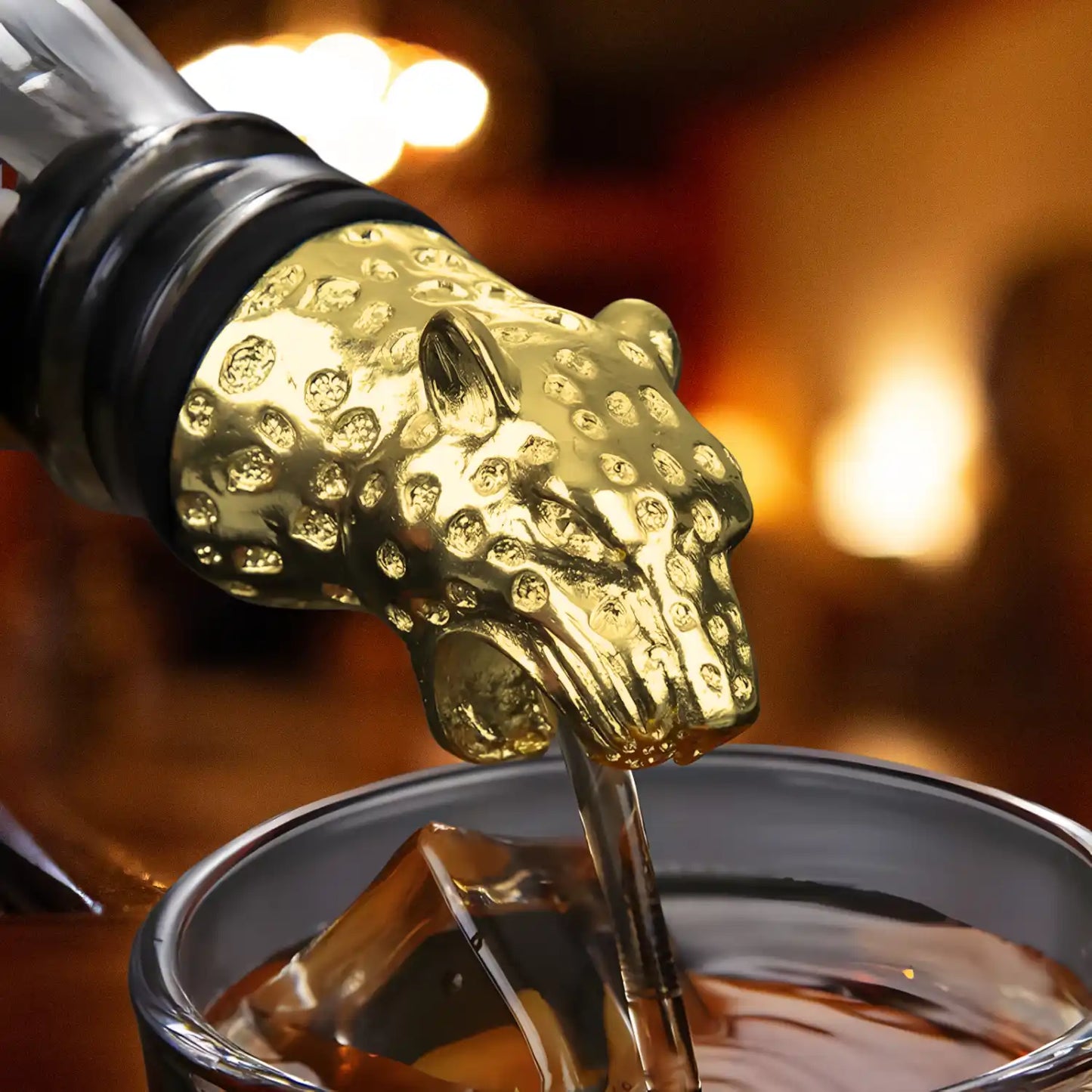 gold leopard pourer details